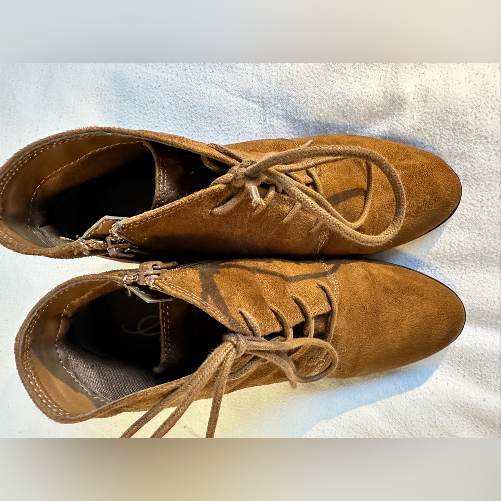 American Rag booties - Picture 4 of 9